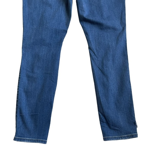 Torrid Womens Bombshell Skinny Premium Stretch High Rise Destructed Jean Size 18 - Picture 8 of 12